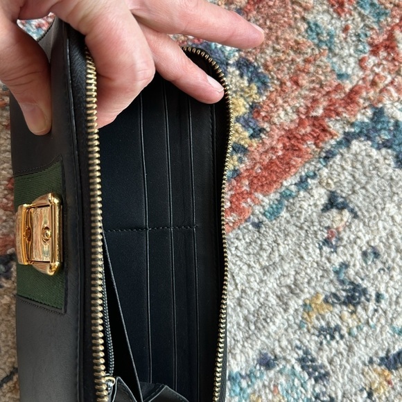 GUCCI Sherry Round Zippy Long Wallet Leather Black Red Authentic MWa0102 - Picture 6 of 9